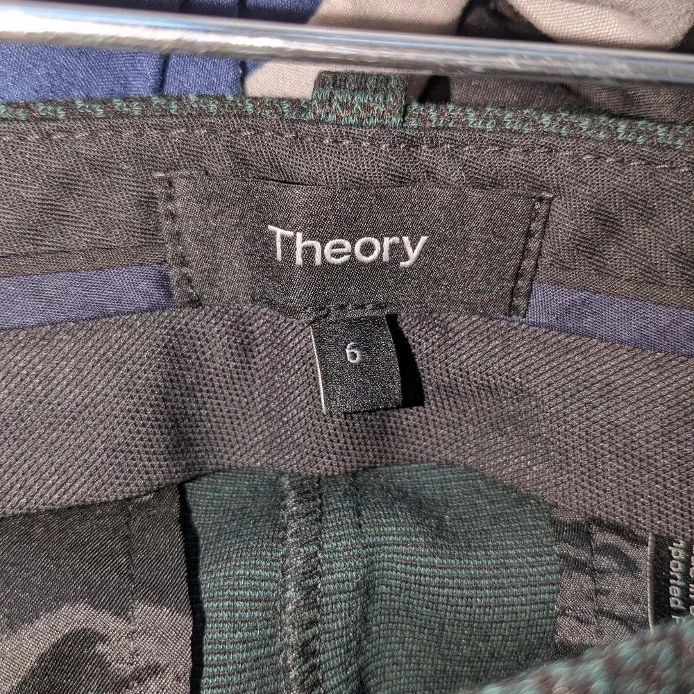 Theory Green Treeca 2K Pants Size 6 $335 - Picture 8 of 10